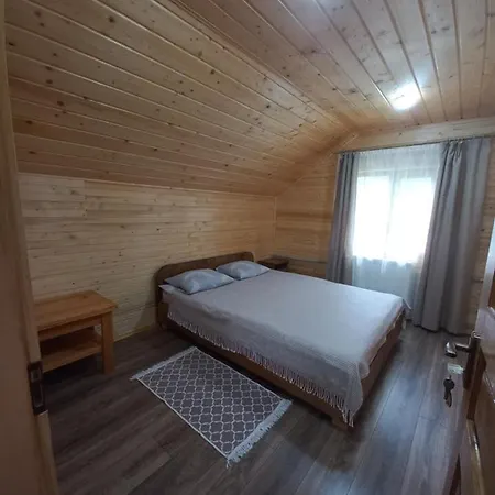 на горі Lodge