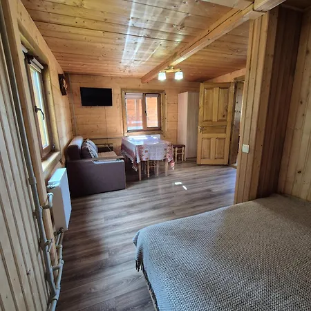 на горі Lodge