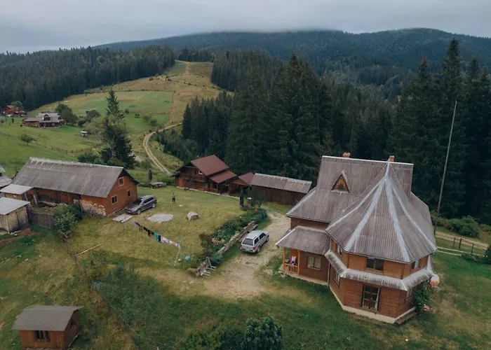 на горі Lodge